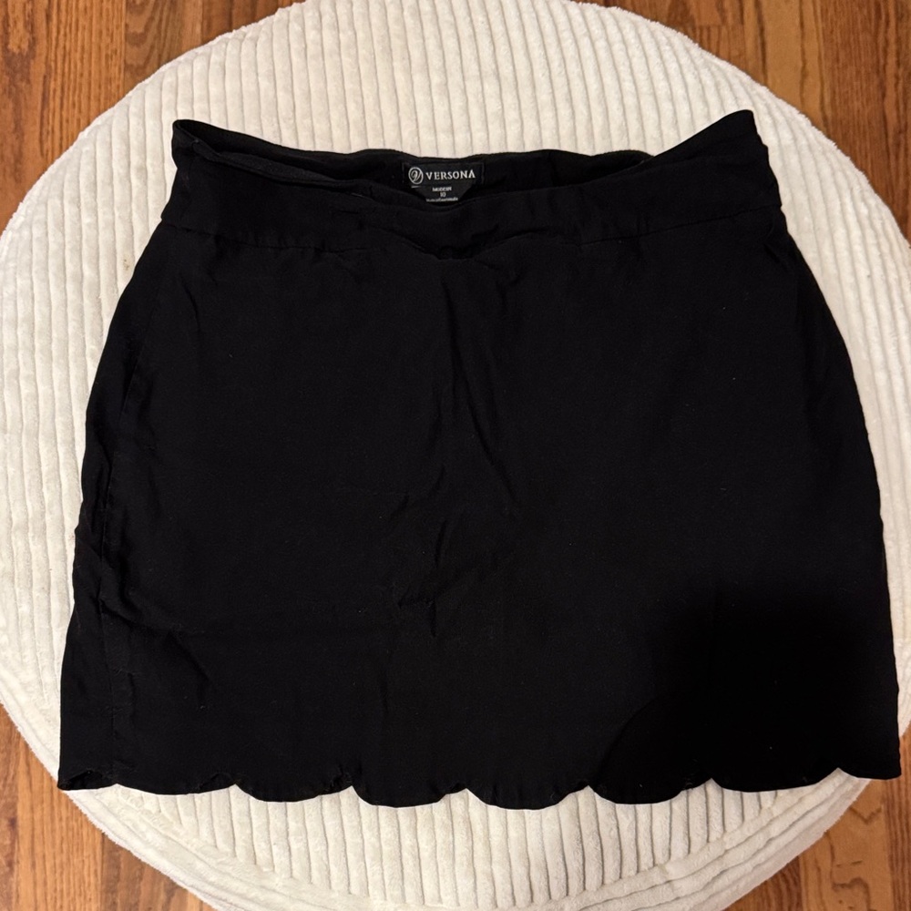 Versona Chic Black Garment